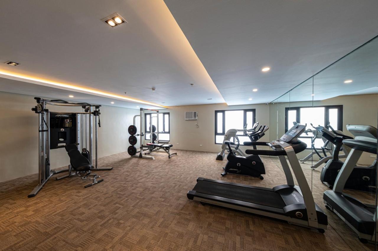 Cebu Family Suites Powered By Cocotel Eksteriør bilde